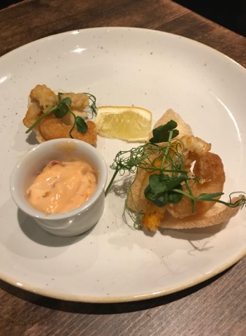 red lion calamari and prawns